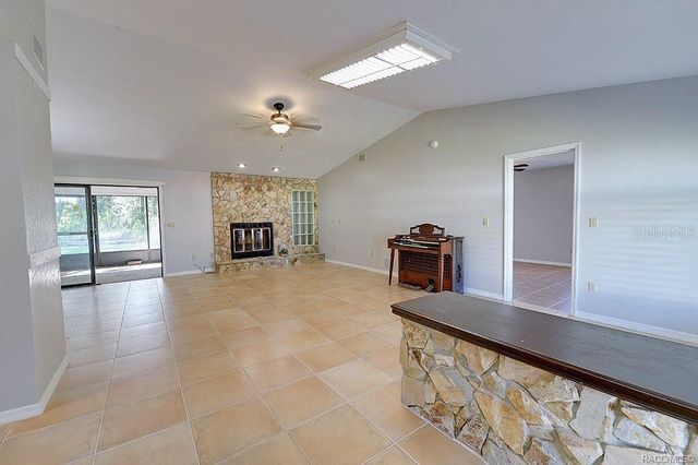 8844 E ROSEMONT STREET, Inverness, FL 34450