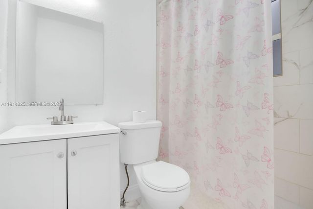 1213 NW 6th Ct, Fort Lauderdale, FL 33311