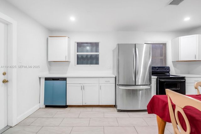 1213 NW 6th Ct, Fort Lauderdale, FL 33311