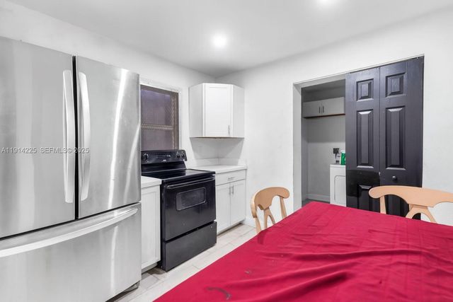 1213 NW 6th Ct, Fort Lauderdale, FL 33311