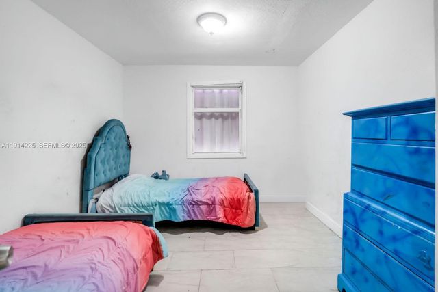 1213 NW 6th Ct, Fort Lauderdale, FL 33311