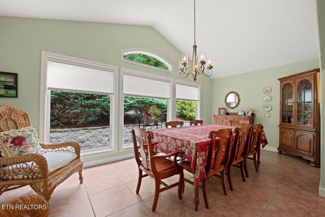 14 Heatherhurst Court, Crossville, TN 38558