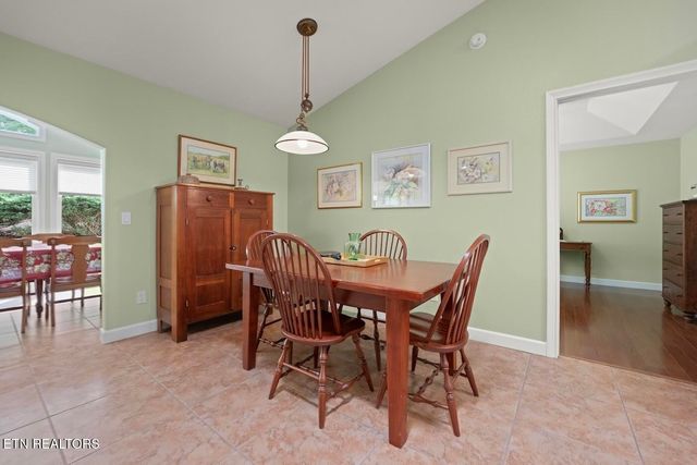 14 Heatherhurst Court, Crossville, TN 38558