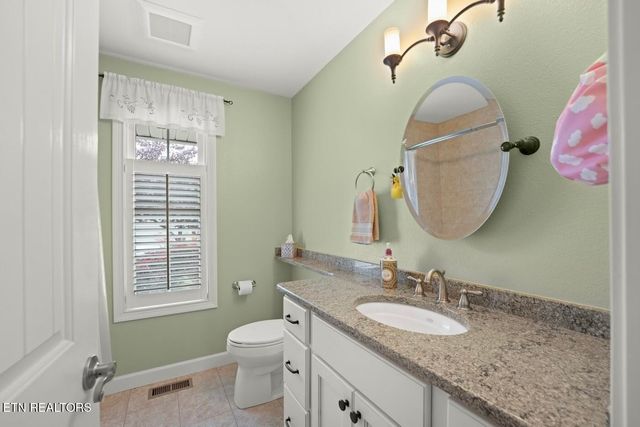14 Heatherhurst Court, Crossville, TN 38558