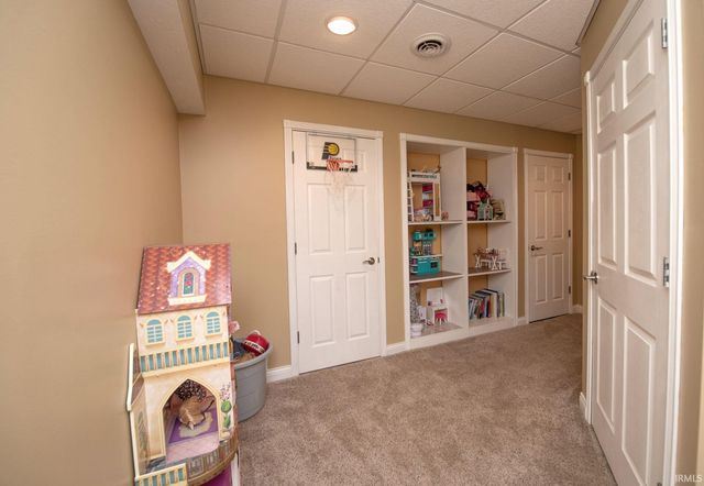 1829 Kingfisher Drive, Lafayette, IN 47909