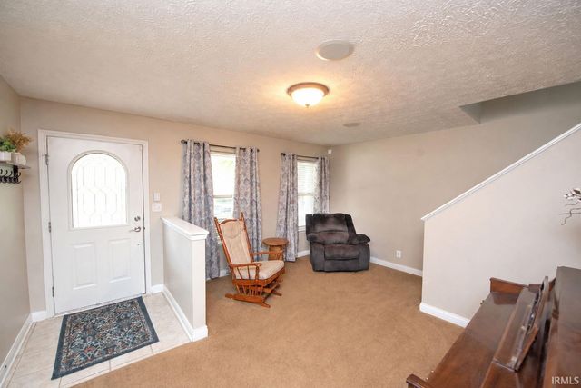 1829 Kingfisher Drive, Lafayette, IN 47909