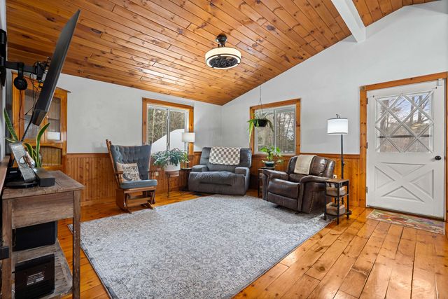 110 New Hampshire Drive, Webster, NH 03303