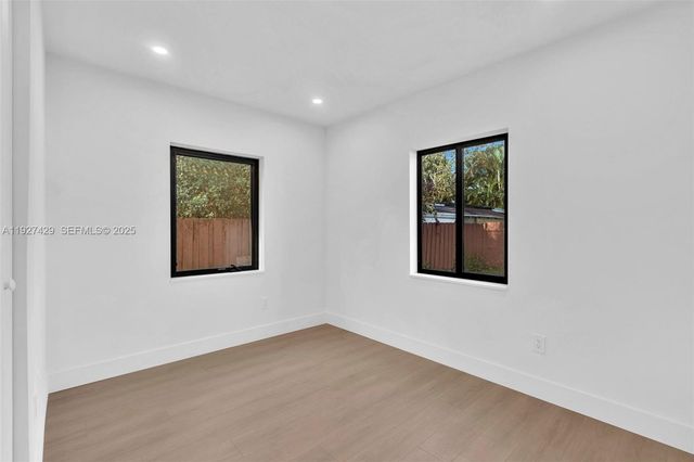 1123 NE 1st Ave, Fort Lauderdale, FL 33304