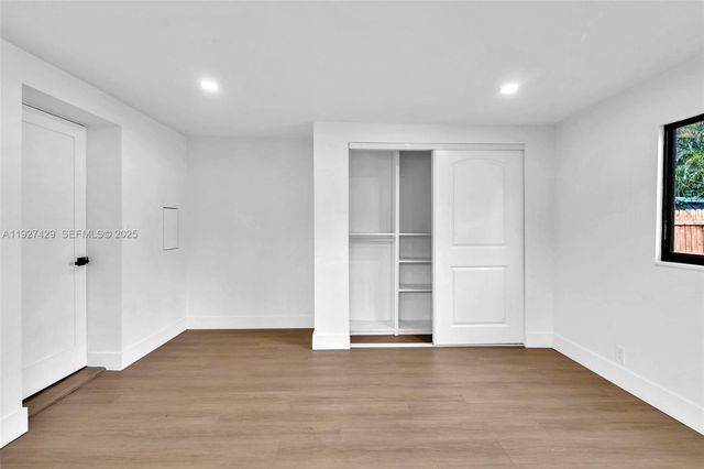 1123 NE 1st Ave, Fort Lauderdale, FL 33304