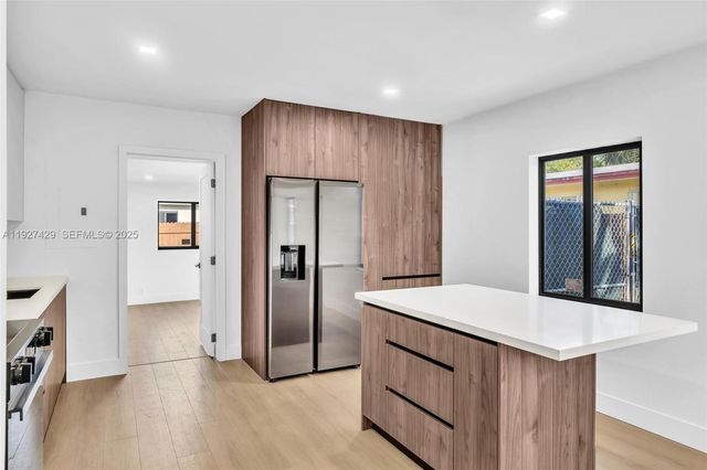 1123 NE 1st Ave, Fort Lauderdale, FL 33304