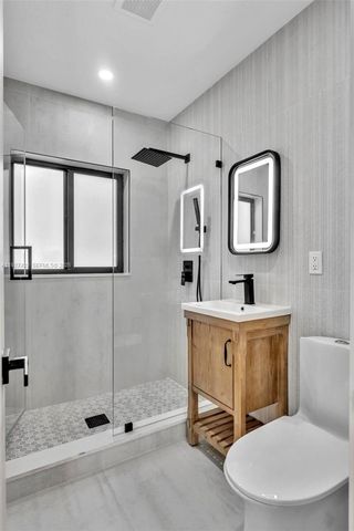 1123 NE 1st Ave, Fort Lauderdale, FL 33304