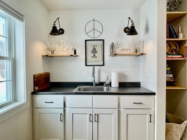 1457 Mountain Rd Apt 5, Stowe, VT 05672