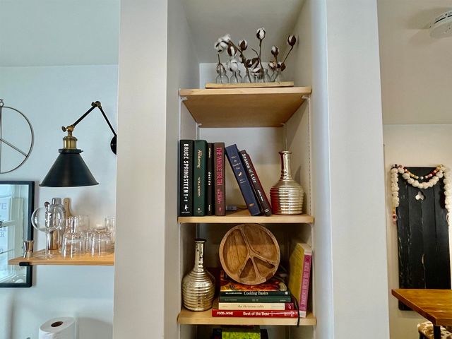 1457 Mountain Rd Apt 5, Stowe, VT 05672