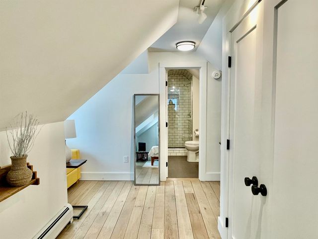 1457 Mountain Rd Apt 5, Stowe, VT 05672