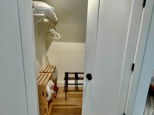 1457 Mountain Rd Apt 5, Stowe, VT 05672