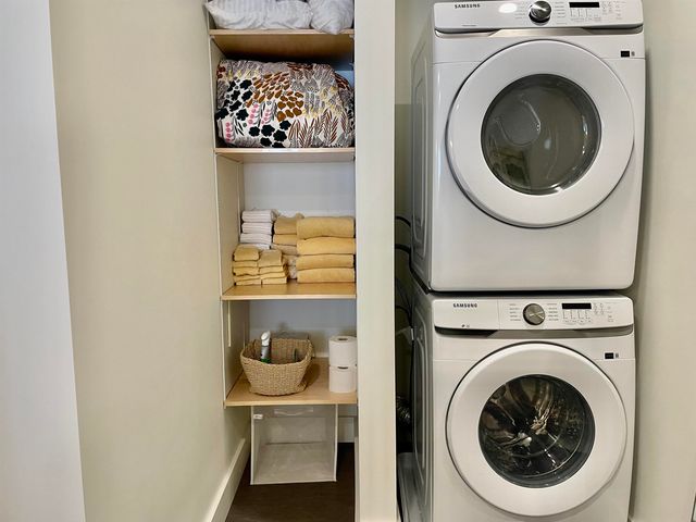 1457 Mountain Rd Apt 5, Stowe, VT 05672