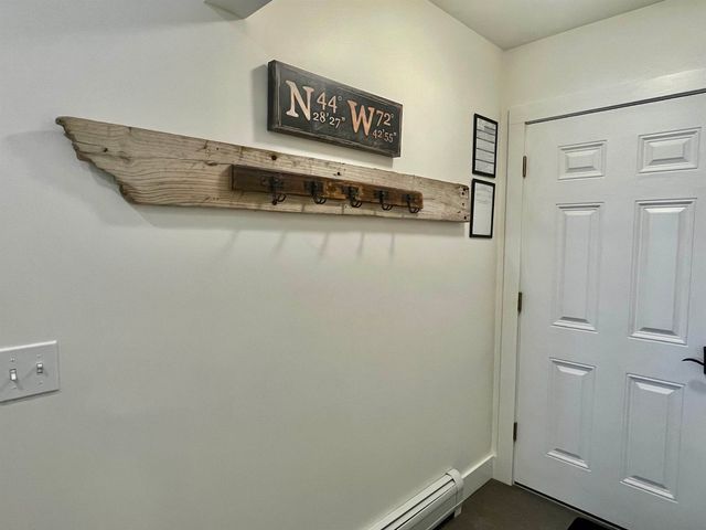 1457 Mountain Rd Apt 5, Stowe, VT 05672