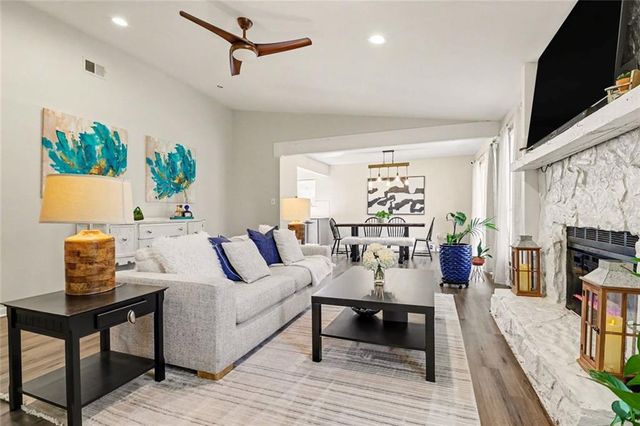 1370 Terramont Drive, Roswell, GA 30076