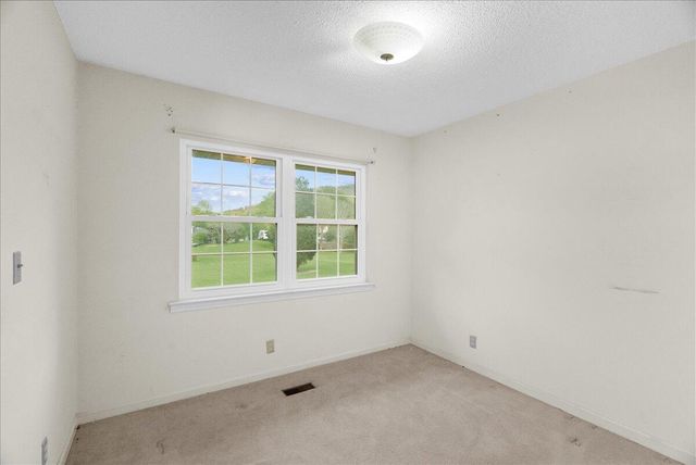 557 Sam Love Road, Rocky Face, GA 30740