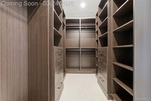 512 Wallace Street, Birmingham, MI 48009