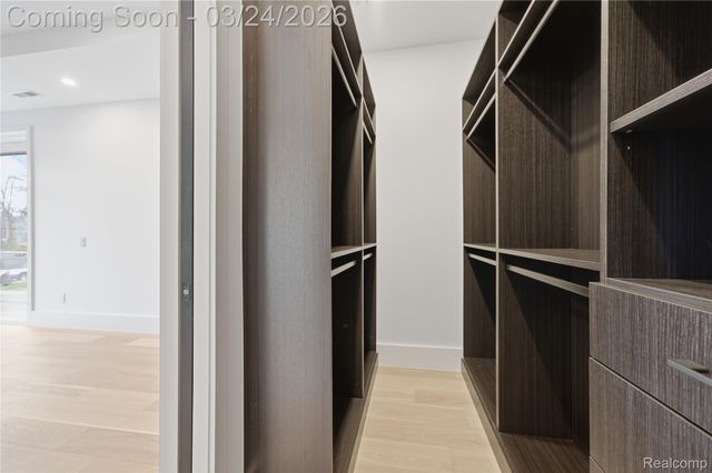 512 Wallace Street, Birmingham, MI 48009