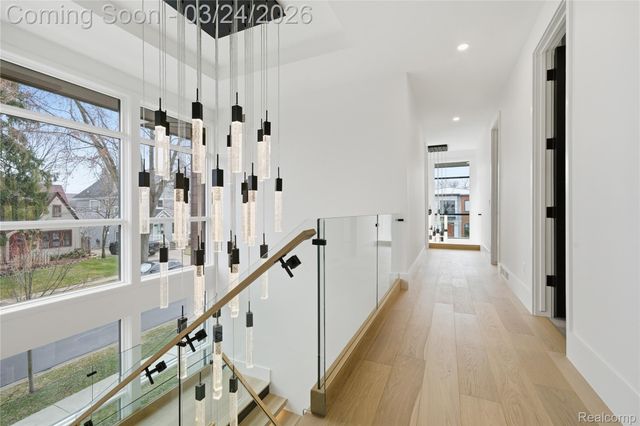 512 Wallace Street, Birmingham, MI 48009