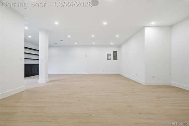 512 Wallace Street, Birmingham, MI 48009