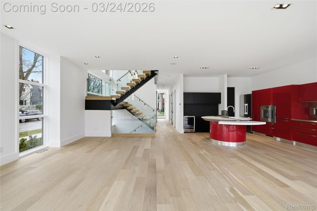 512 Wallace Street, Birmingham, MI 48009