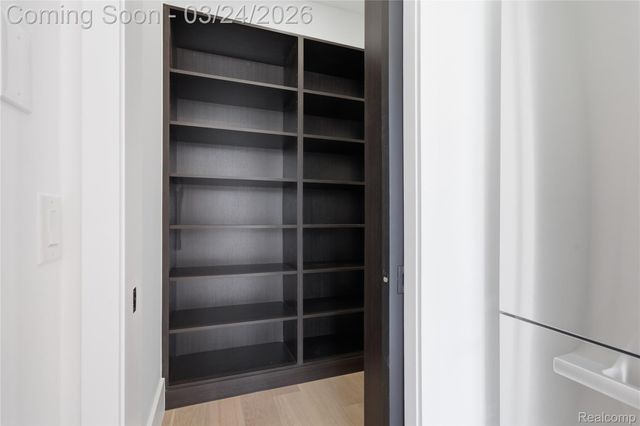 512 Wallace Street, Birmingham, MI 48009