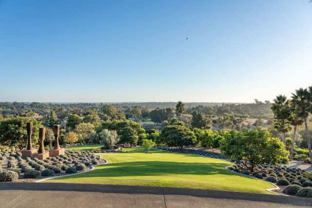 18245 Paseo Victoria, Rancho Santa Fe, CA 92067