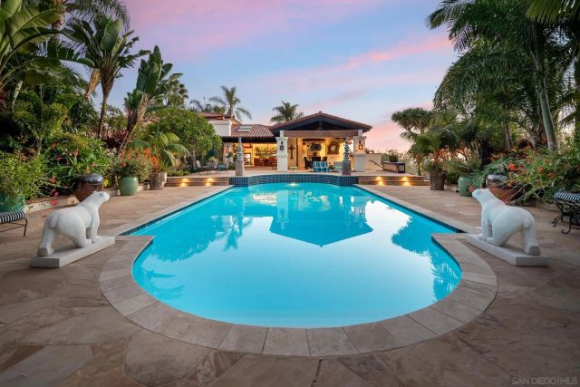 18245 Paseo Victoria, Rancho Santa Fe, CA 92067