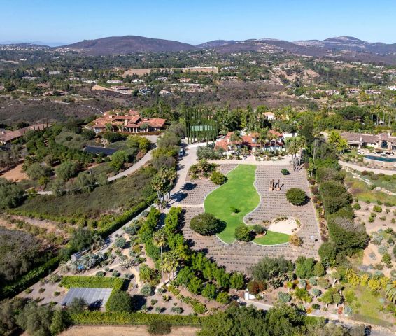 18245 Paseo Victoria, Rancho Santa Fe, CA 92067