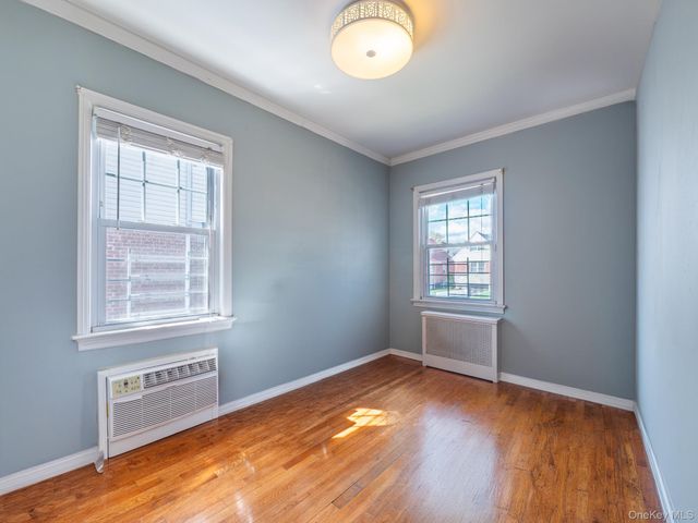 6525 167th Street, Fresh Meadows, NY 11365