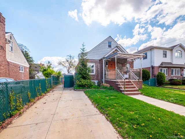 6525 167th Street, Fresh Meadows, NY 11365