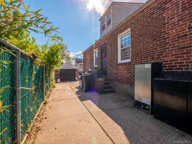6525 167th Street, Fresh Meadows, NY 11365