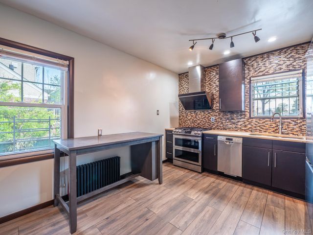 6525 167th Street, Fresh Meadows, NY 11365