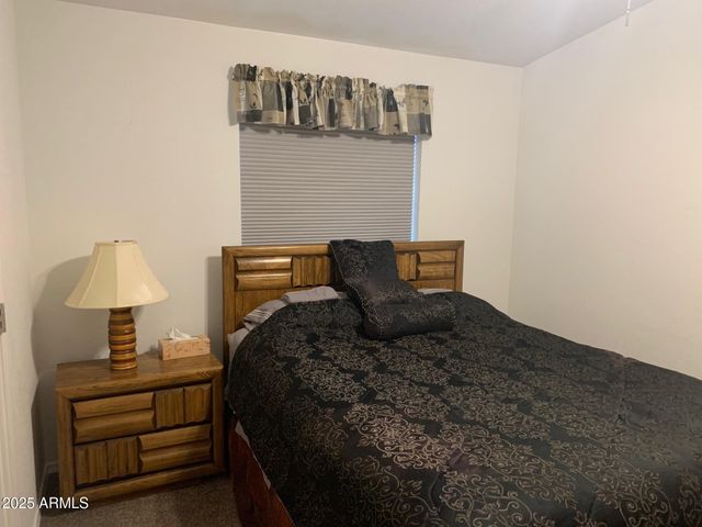 1231 W ROUNDUP Street, Apache Junction, AZ 85120