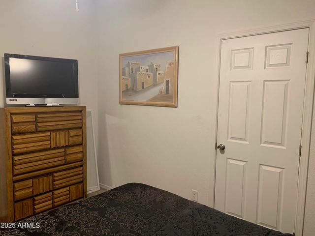 1231 W ROUNDUP Street, Apache Junction, AZ 85120