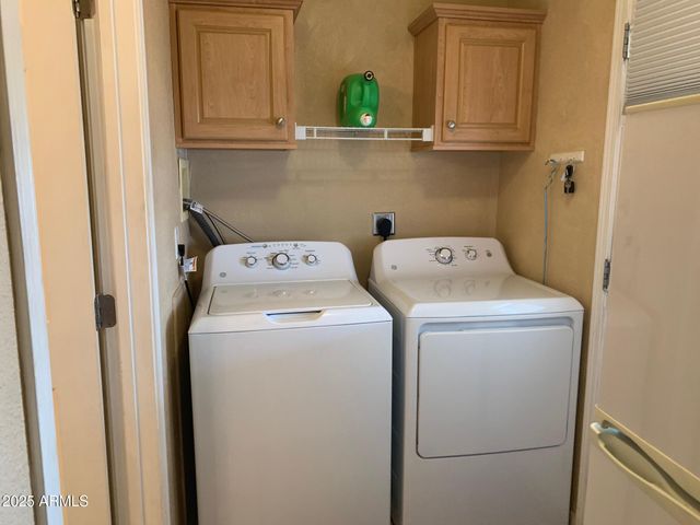 1231 W ROUNDUP Street, Apache Junction, AZ 85120