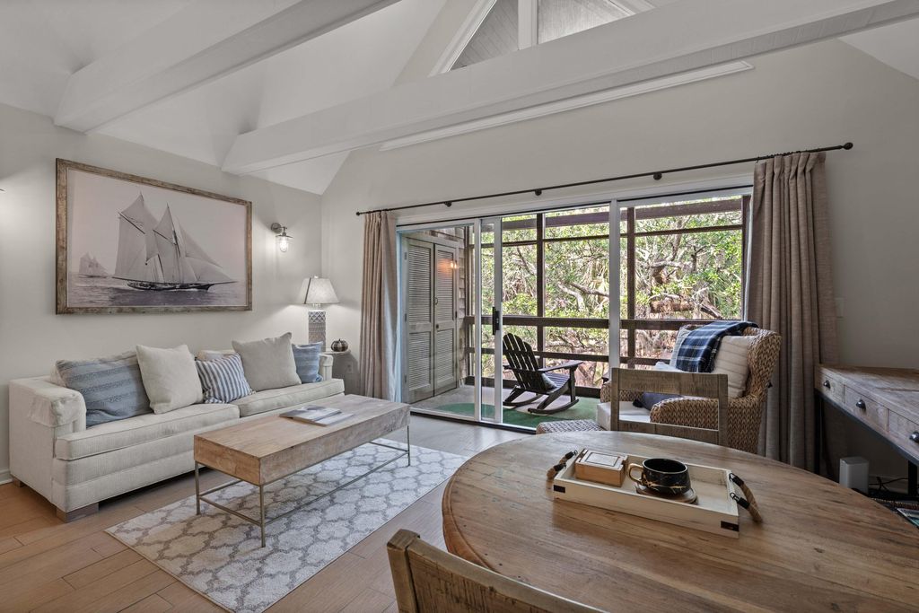 4251 Mariners Watch Drive, Kiawah Island, SC 29455