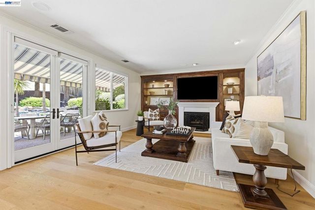 807 Tunbridge Rd, Danville, CA 94526