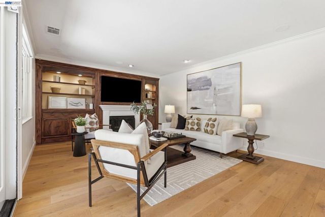 807 Tunbridge Rd, Danville, CA 94526