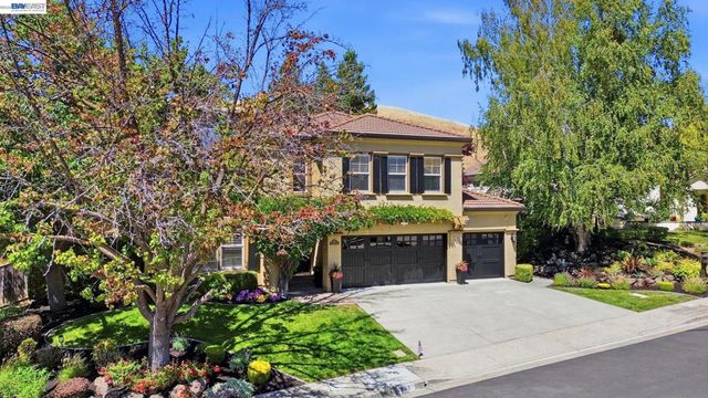 807 Tunbridge Rd, Danville, CA 94526