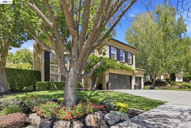 807 Tunbridge Rd, Danville, CA 94526