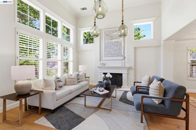 807 Tunbridge Rd, Danville, CA 94526