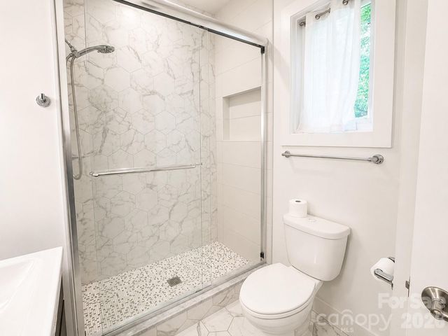 195 Wellington Street, Asheville, NC 28806