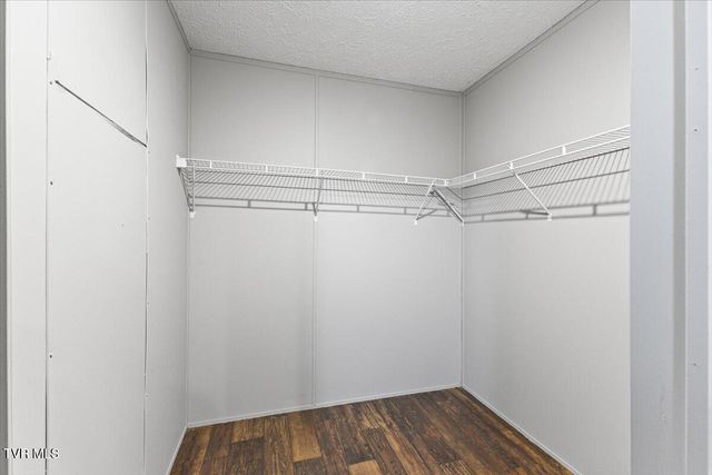 1103 Bluefield Avenue, Elizabethton, TN 37643