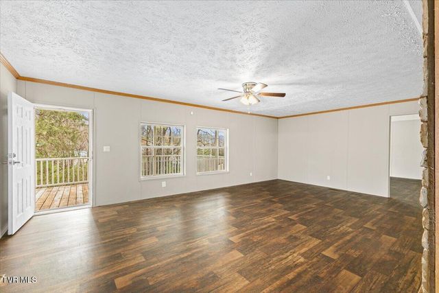 1103 Bluefield Avenue, Elizabethton, TN 37643