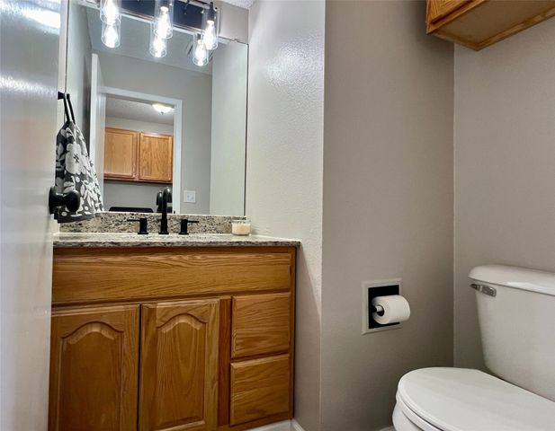 1322 Hunter Drive, Norwalk, IA 50211