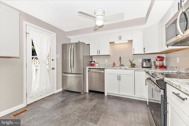 8204 RED WING CT, Frederick, MD 21701